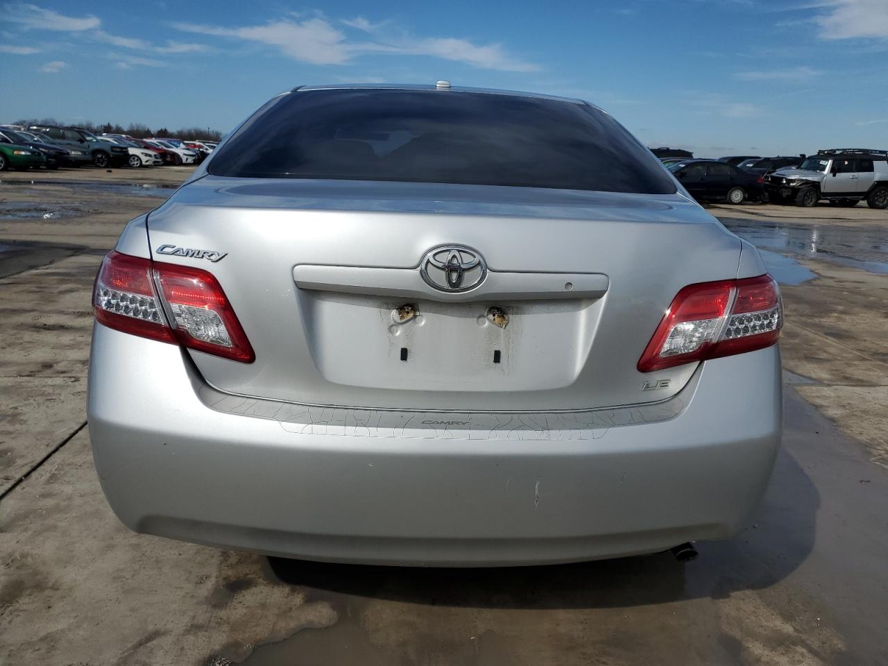 2011 Toyota Camry - Image 6
