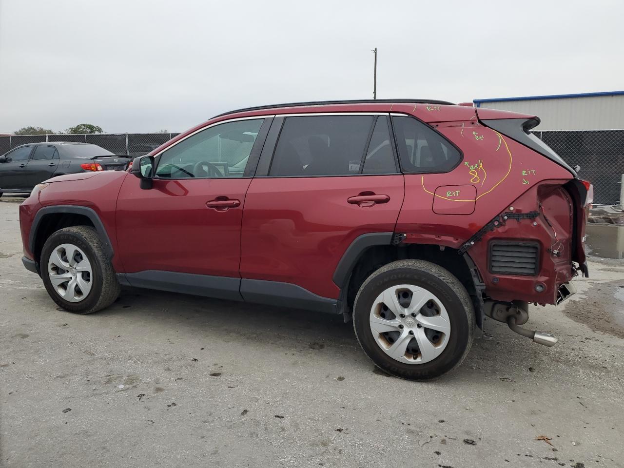 2019 Toyota RAV 4 - Image 2