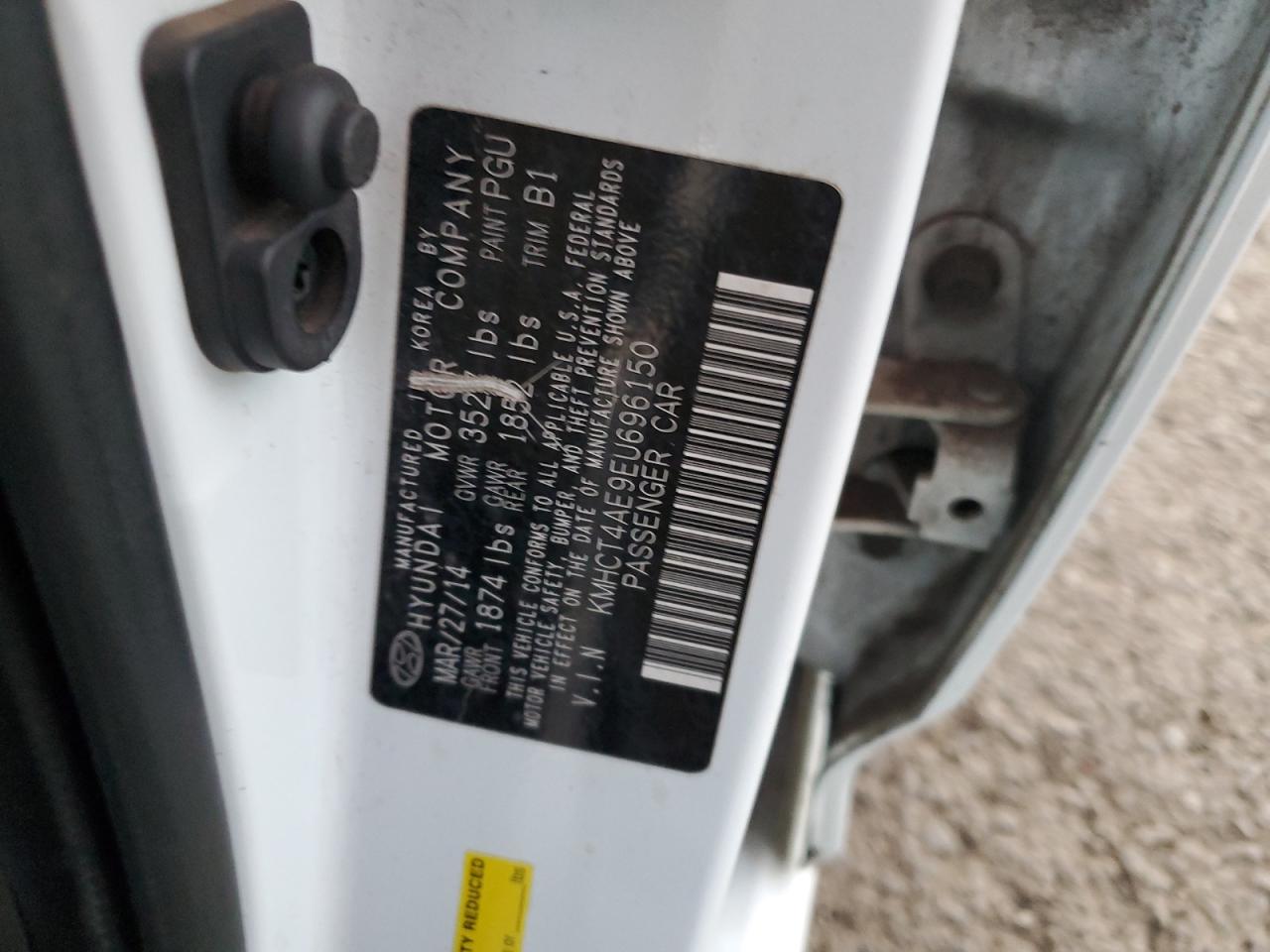 2014 Hyundai Accent - Image 12