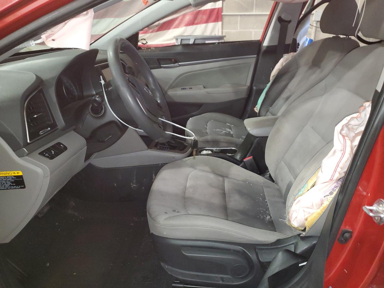 2018 Hyundai Elantra - Image 7