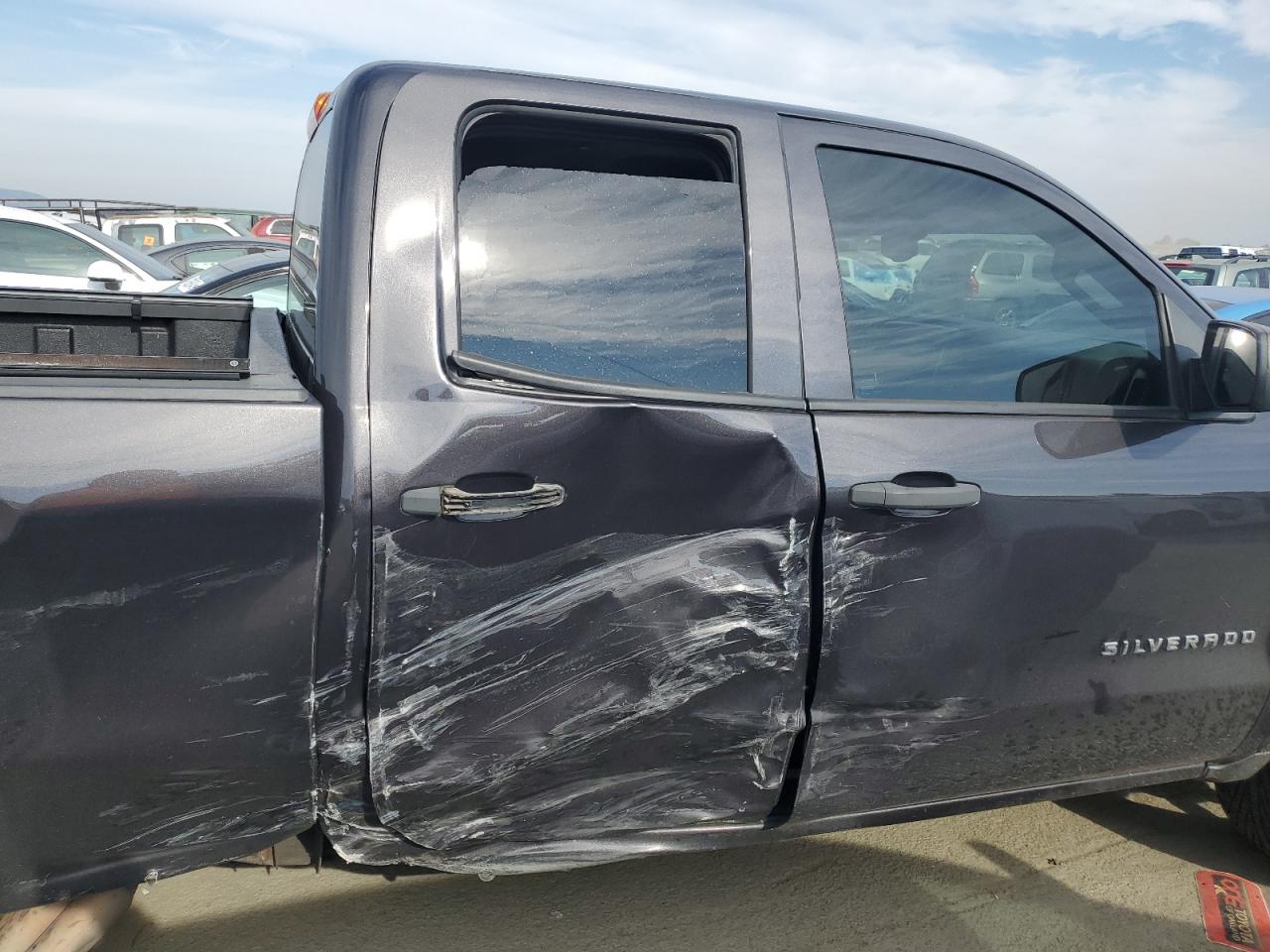 2014 Chevrolet Silverado - Image 10