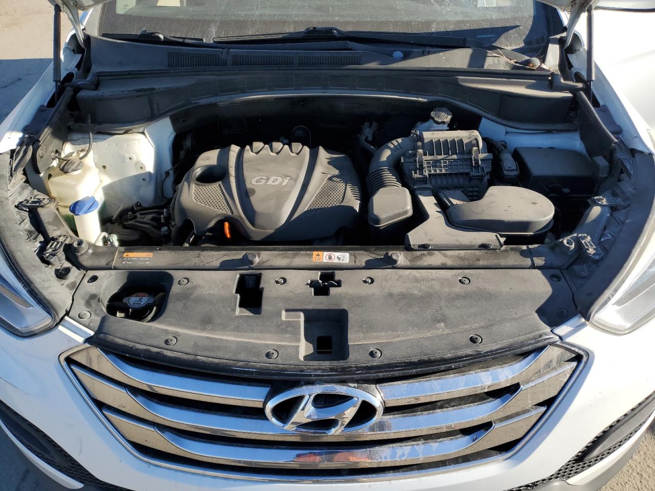 2013 Hyundai Santa Fe - Image 12