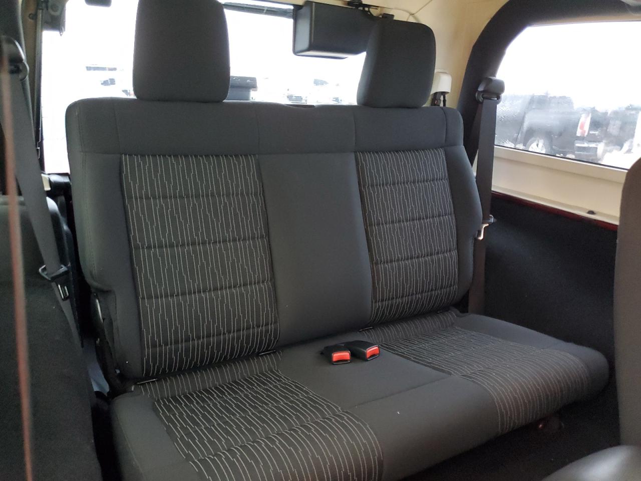 2011 Jeep Wrangler - Image 10