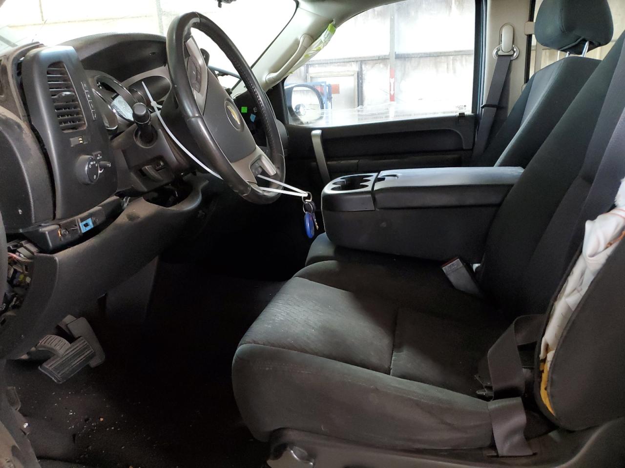 2013 Chevrolet Silverado - Image 7