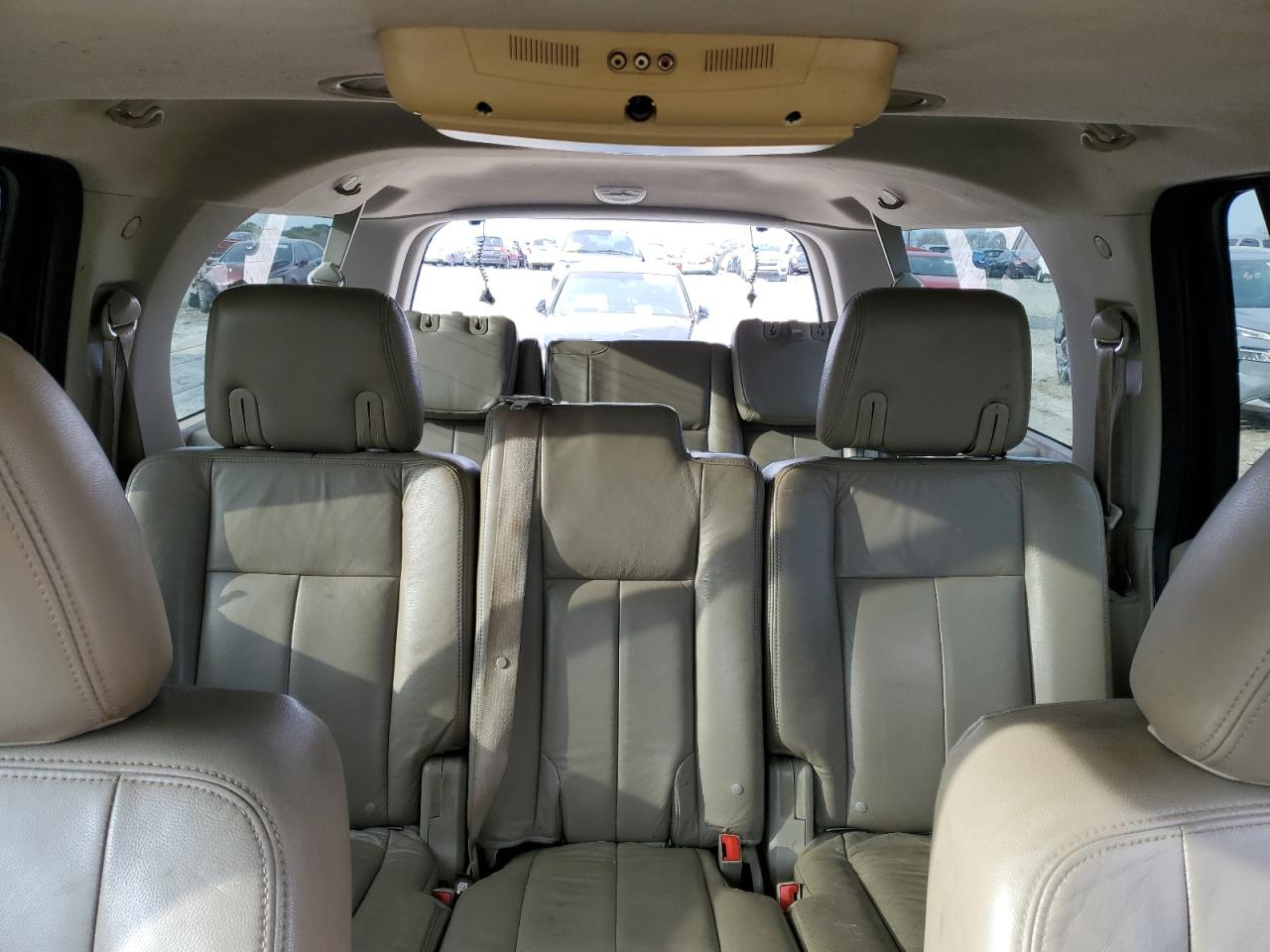 2010 Ford Expedition - Image 10