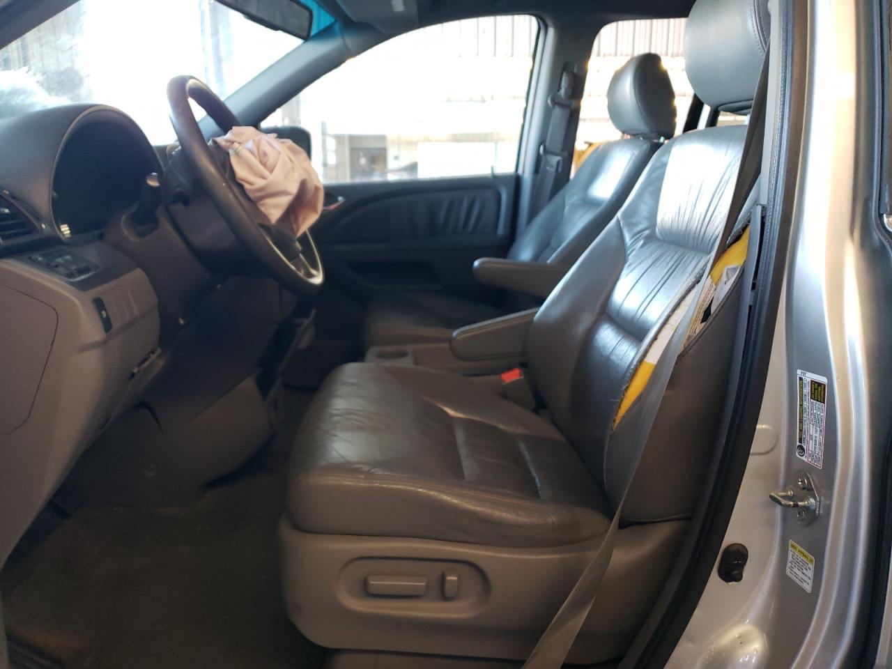 2008 Honda Odyssey - Image 7