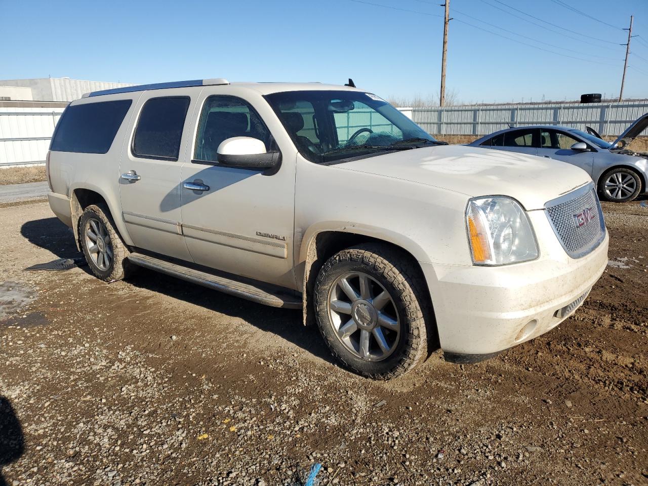 2014 GMC Yukon - Image 4