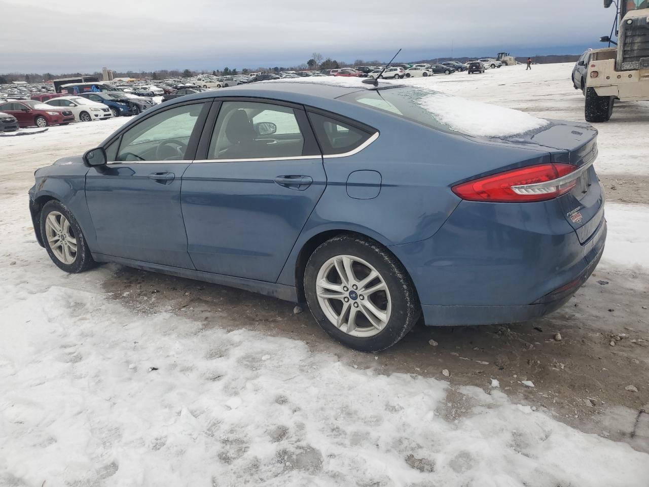 2018 Ford Fusion - Image 2