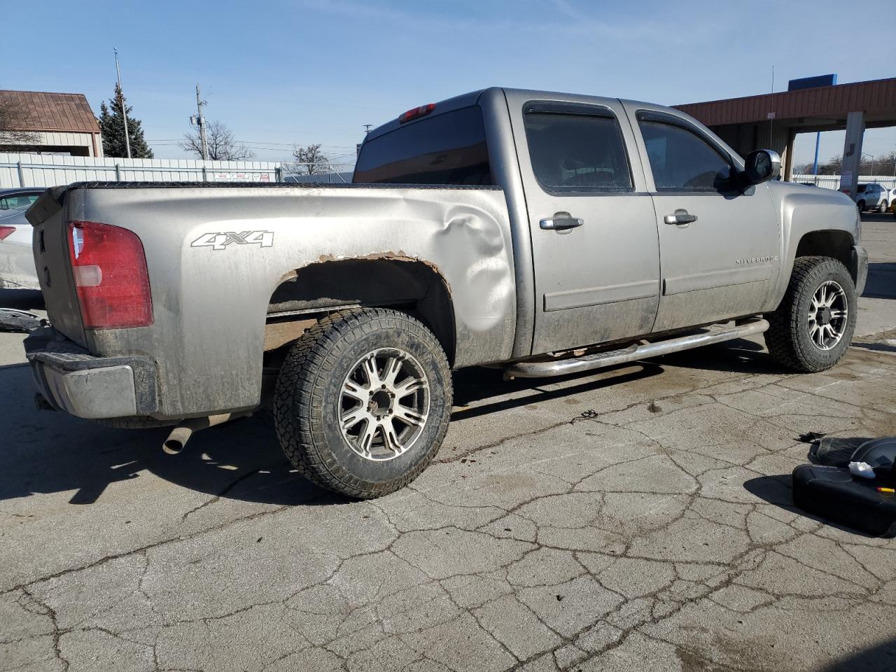 2008 Chevrolet Silverado - Image 3