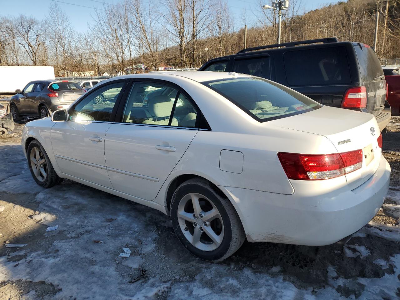 2007 Hyundai Sonata - Image 2