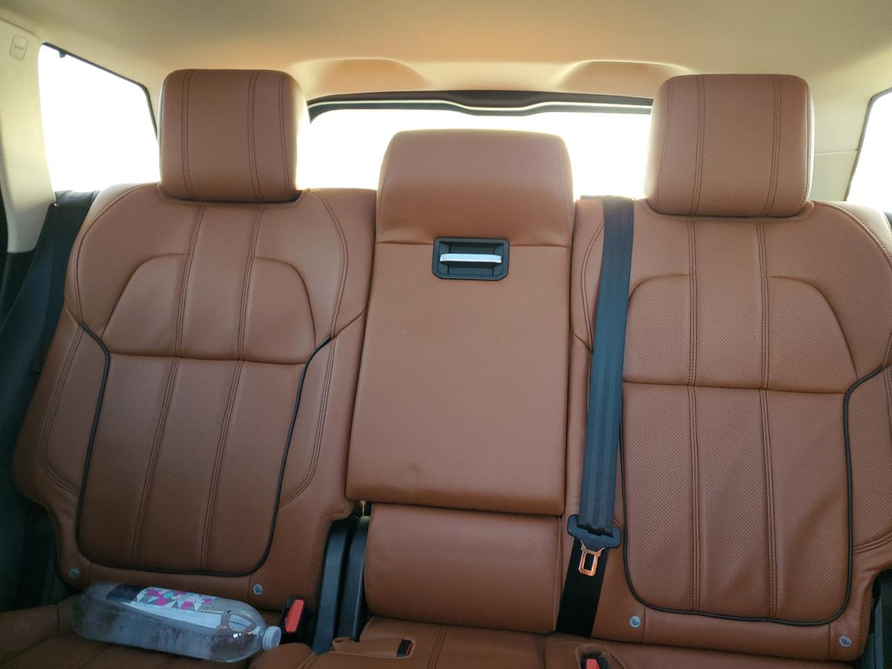 2016 Land Rover Range Rover - Image 10