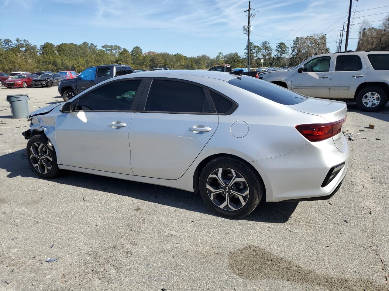 2019 Kia Forte - Image 2
