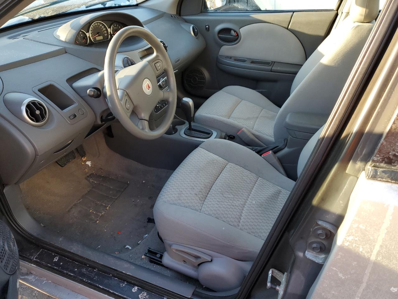 2007 Saturn ION - Image 7