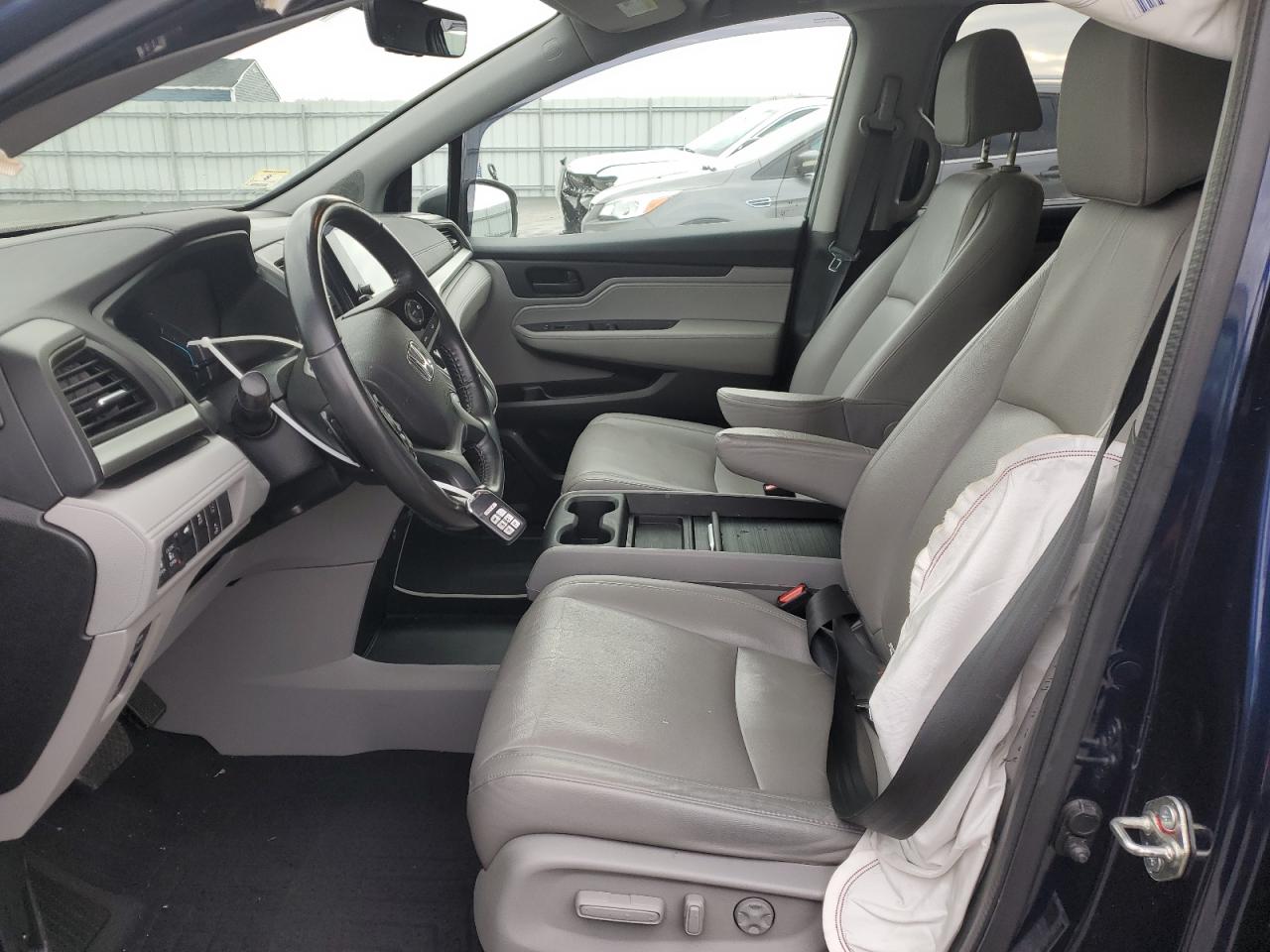 2018 Honda Odyssey - Image 7