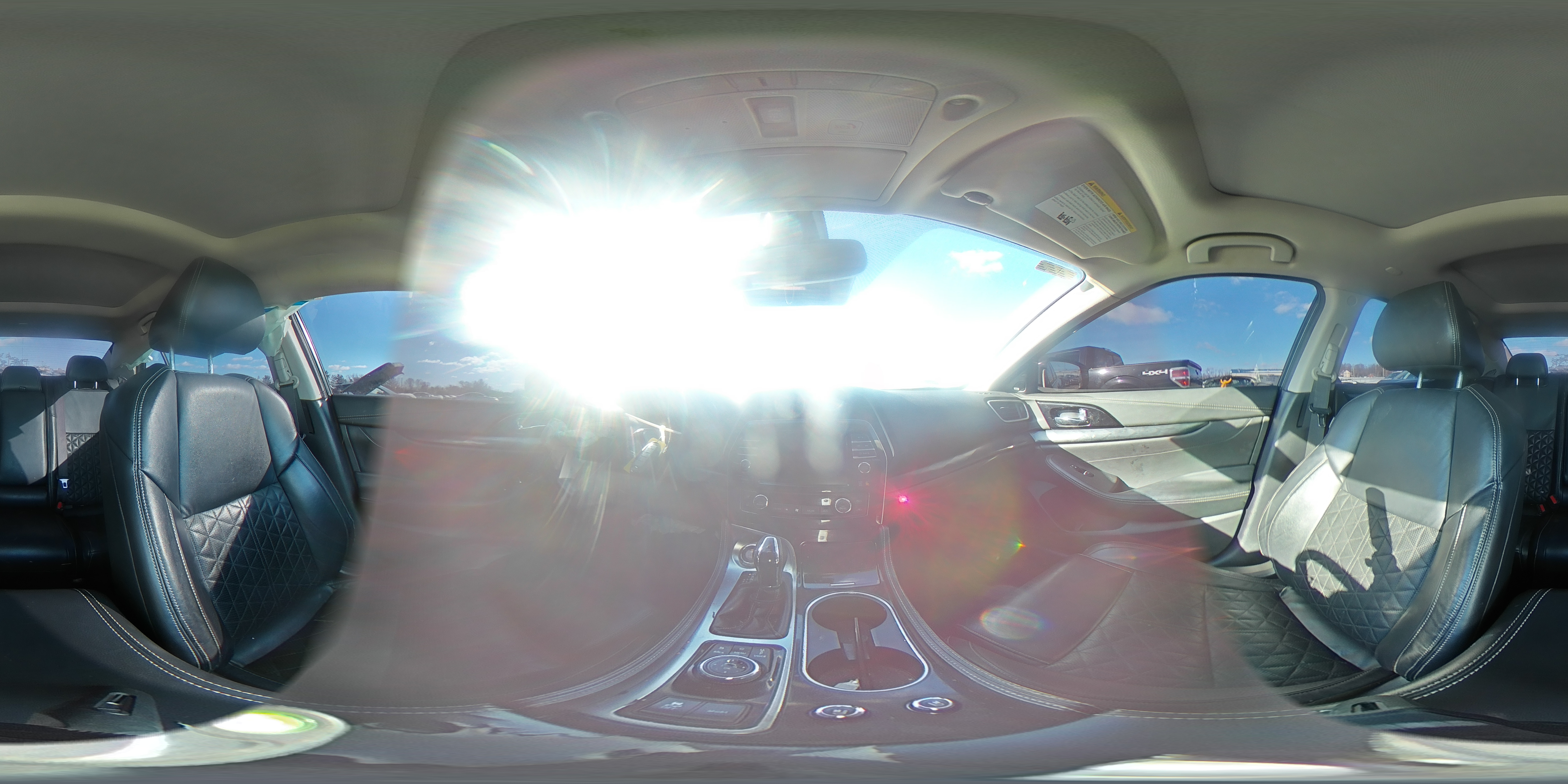 2020 Nissan Maxima - Image 12