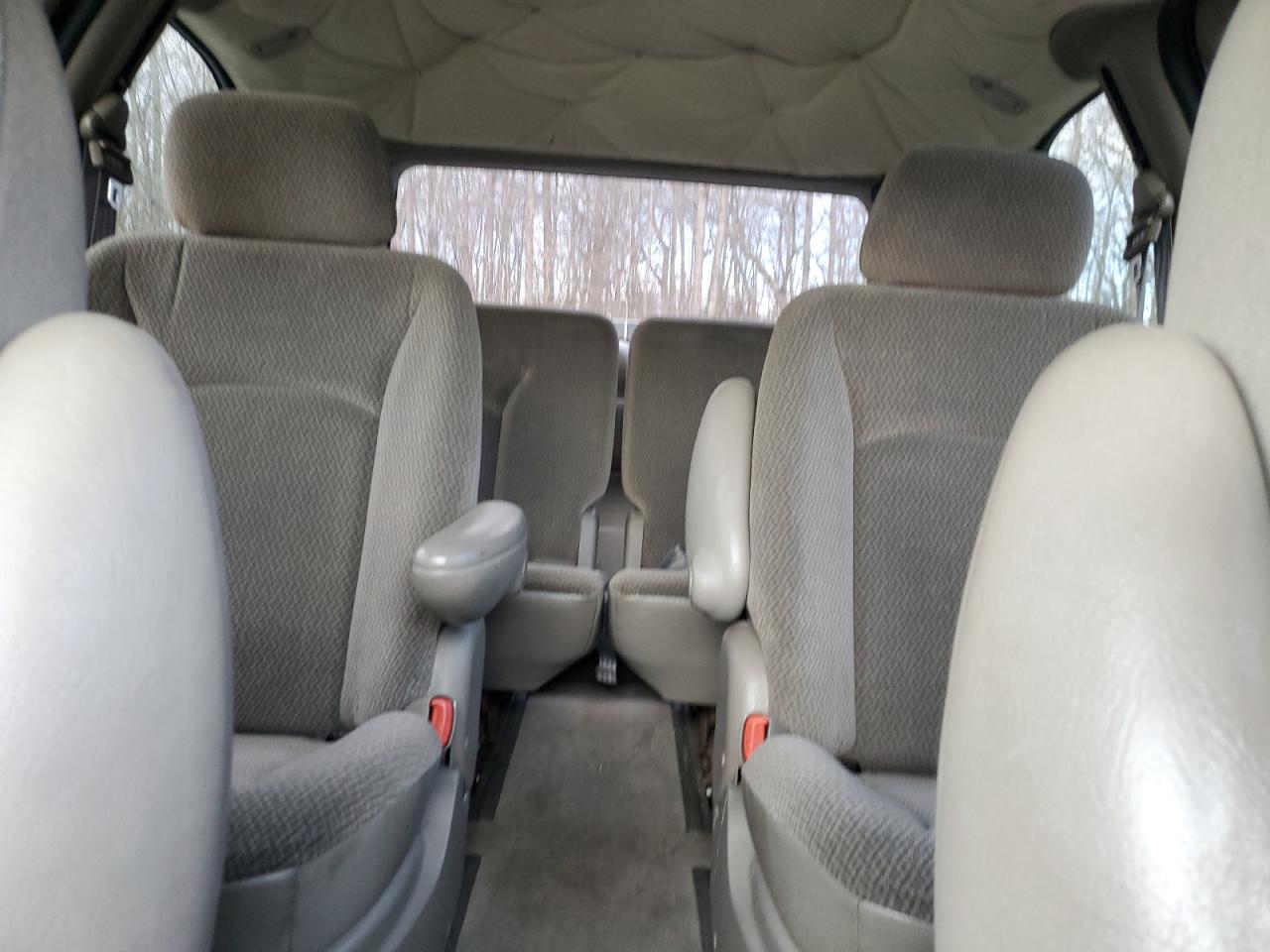 2004 Dodge Caravan Sxt VIN: 1D4GP45RX4B527582 Lot: 87208644