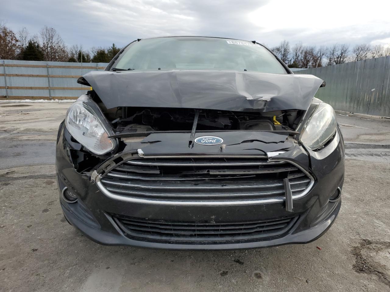 2014 Ford Fiesta - Image 5