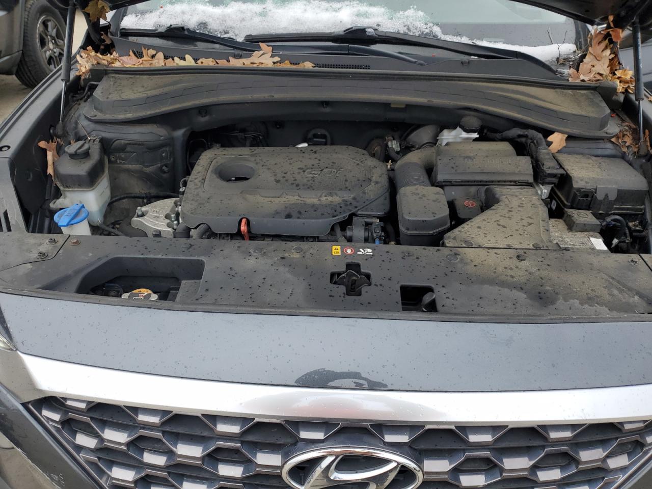2020 Hyundai Santa Fe - Image 12