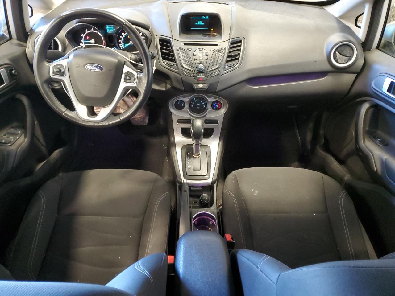 2016 Ford Fiesta - Image 8