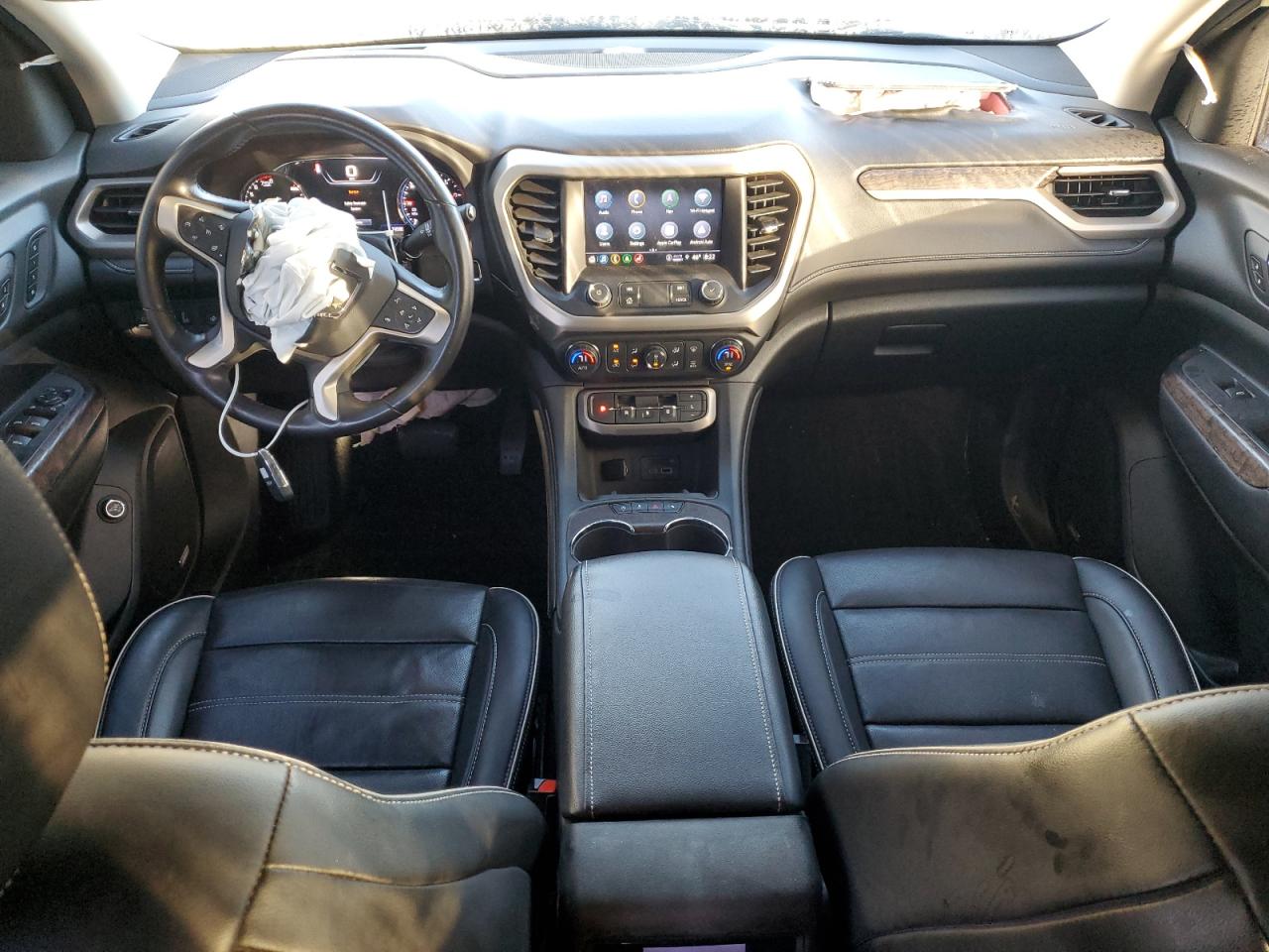 2022 GMC Acadia - Image 8