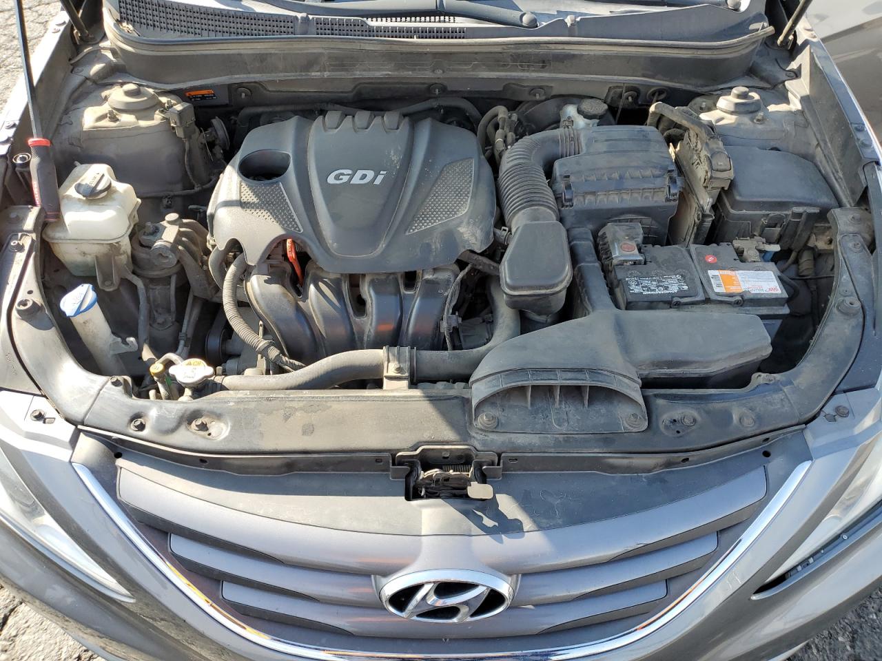 2014 Hyundai Sonata - Image 11