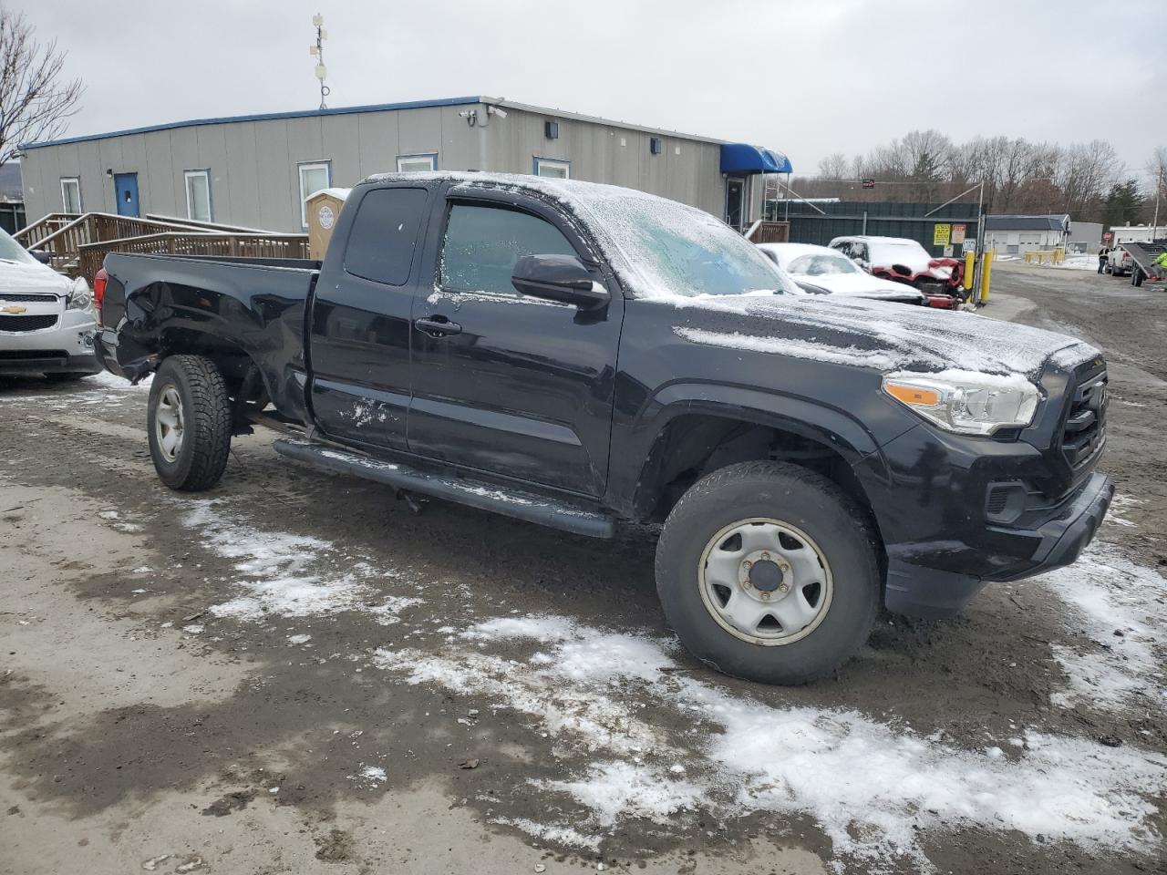 VIN 5TFSX5EN6KX070926 2019 TOYOTA TACOMA no.4