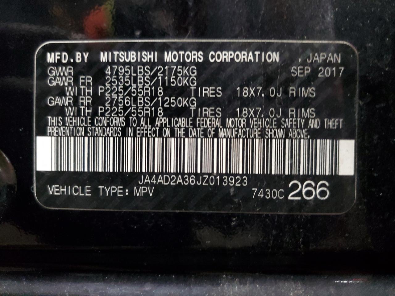 2018 Mitsubishi Outlander - Image 13