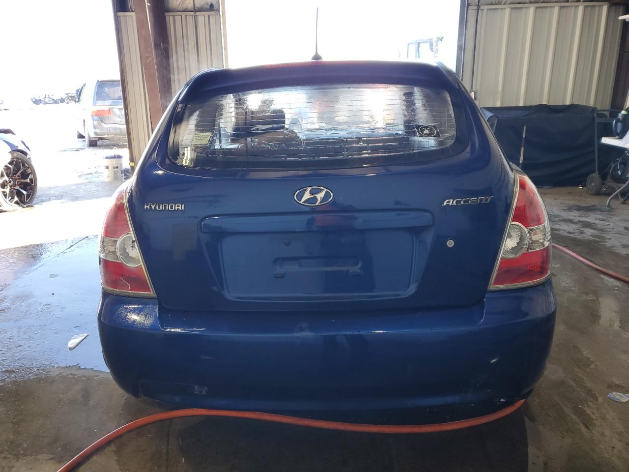 2008 Hyundai Accent - Image 6