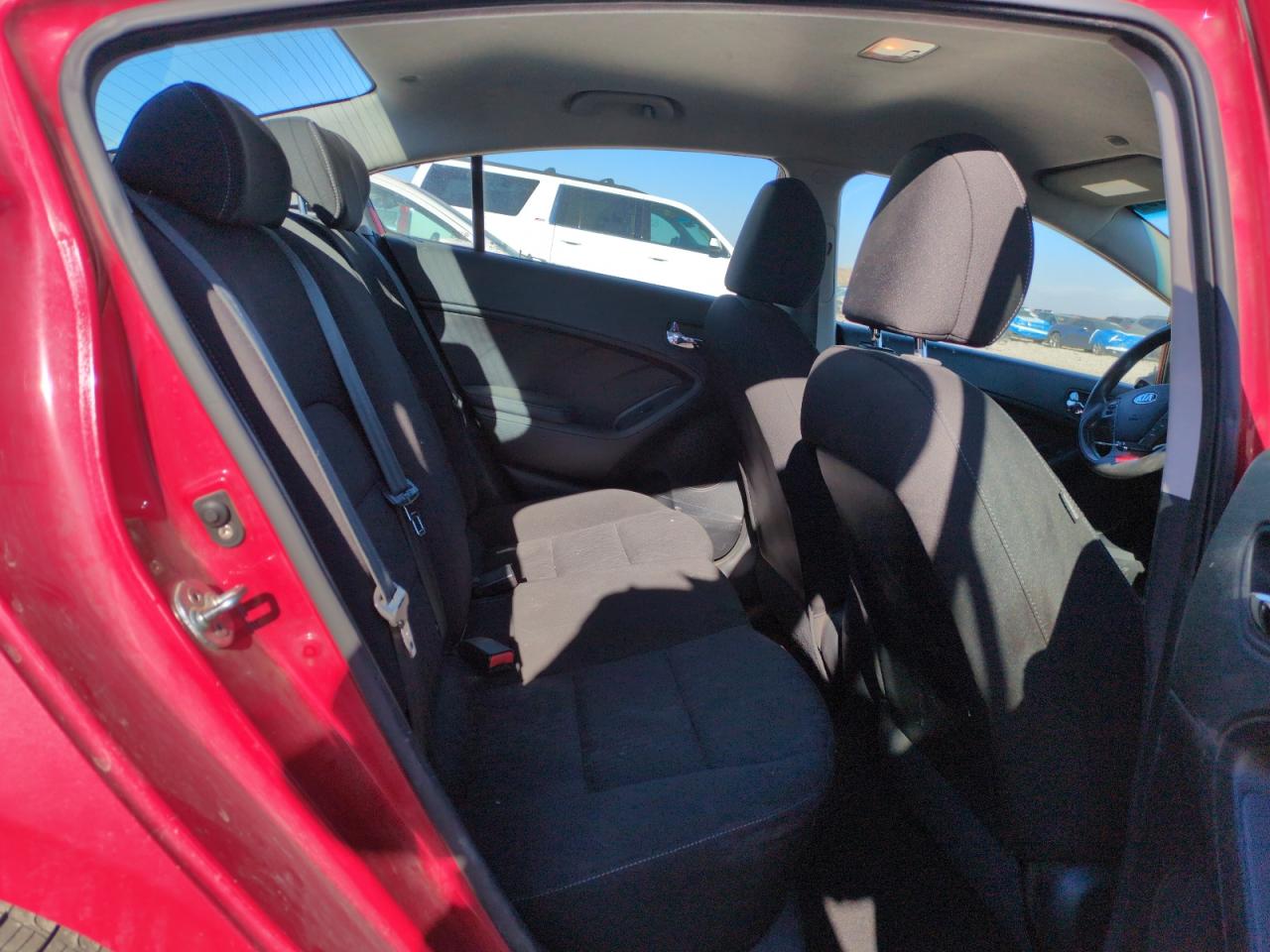 2016 Kia Forte - Image 10