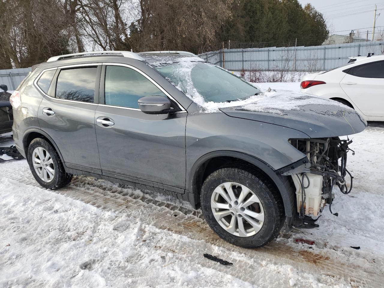 2015 Nissan Rogue - Image 4
