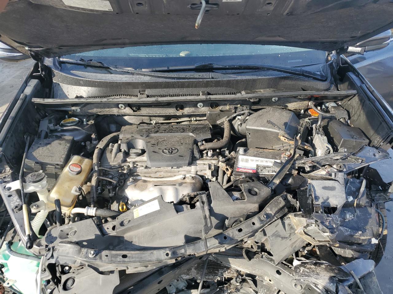 2016 Toyota RAV 4 - Image 12
