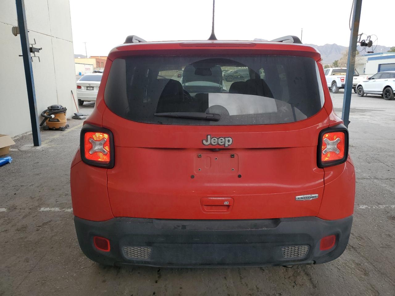 2019 Jeep Renegade - Image 6