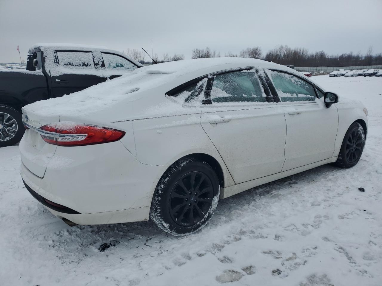 2017 Ford Fusion - Image 3