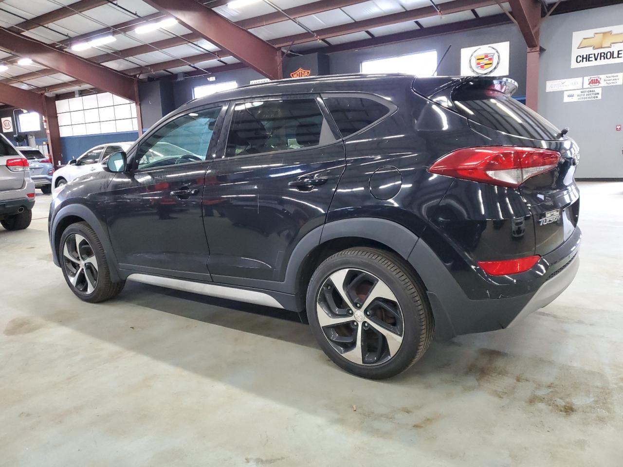 VIN KM8J3CA2XHU567667 2017 HYUNDAI TUCSON no.2