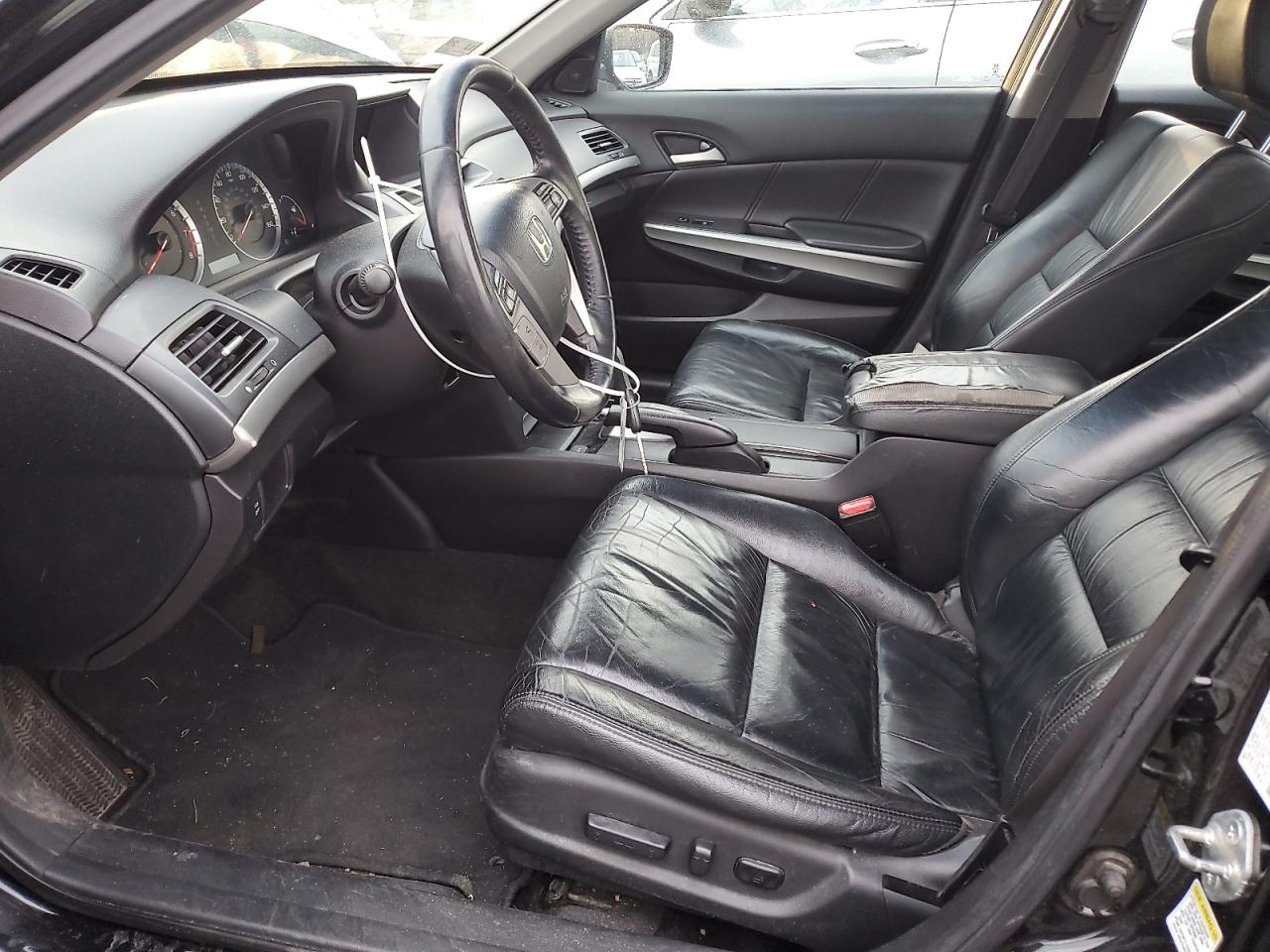 2009 Honda Accord - Image 7