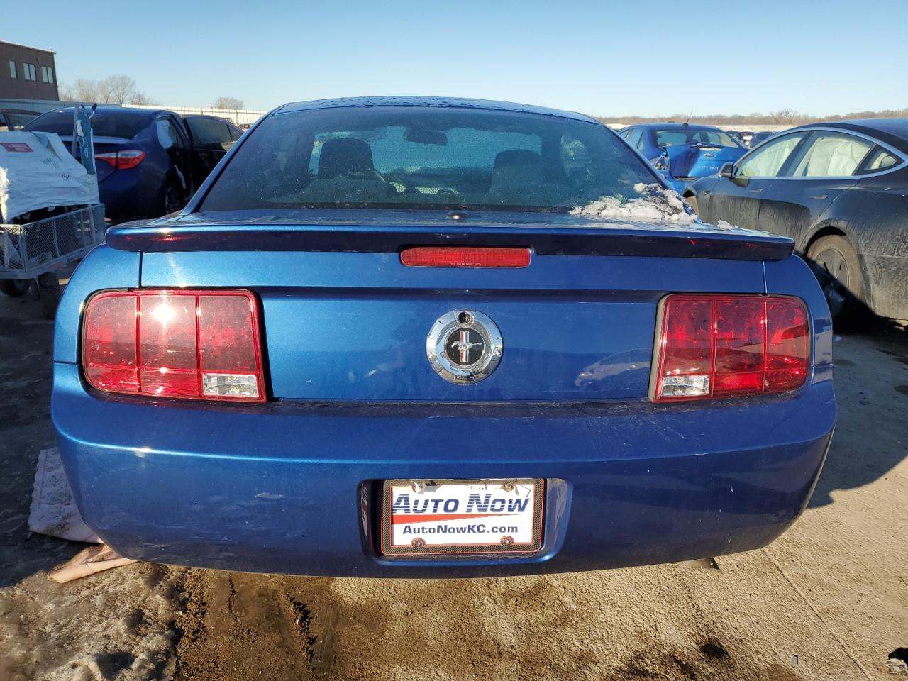 2009 Ford Mustang - Image 6