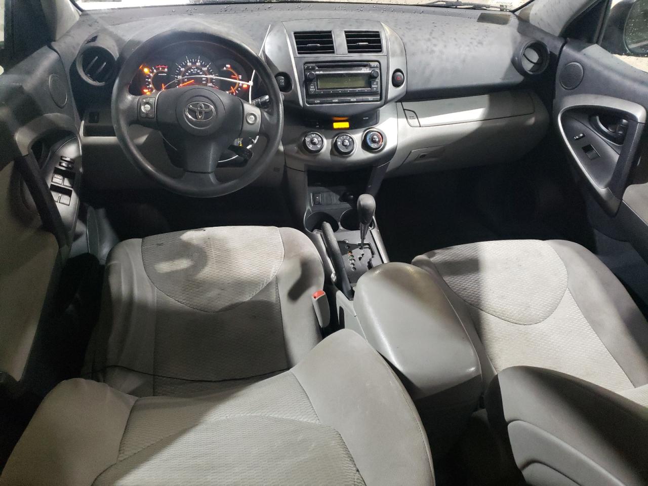 2012 Toyota RAV 4 - Image 8