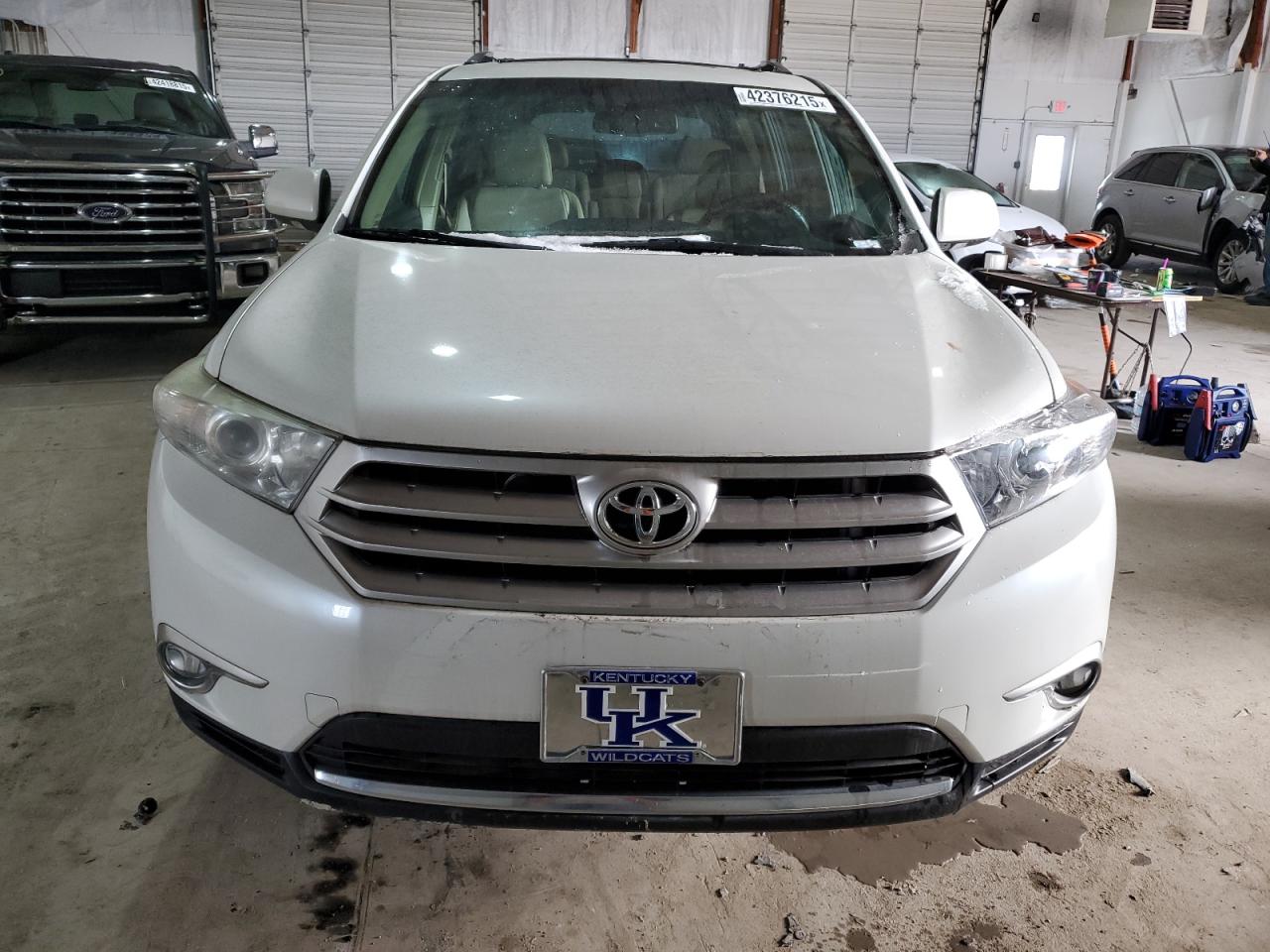 2013 Toyota Highlander - Image 5