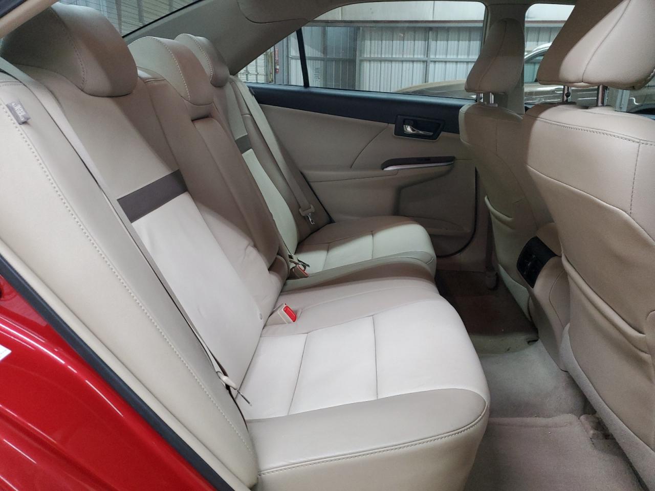 2012 Toyota Camry - Image 10