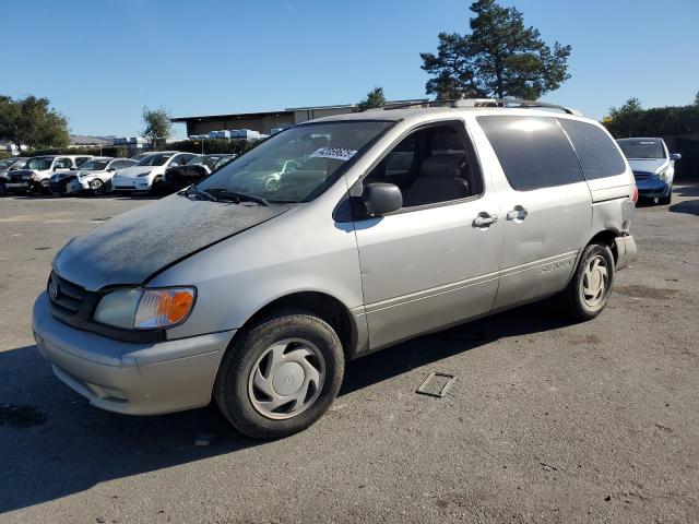 2001 Toyota Sienna Le