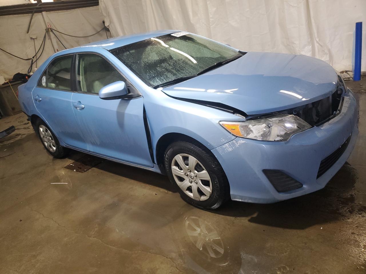 2013 Toyota Camry - Image 4
