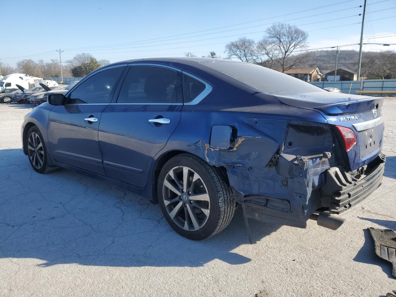 2017 Nissan Altima - Image 2