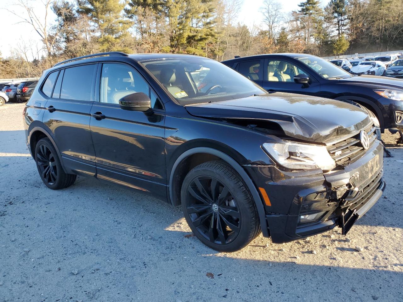 2021 Volkswagen Tiguan - Image 4