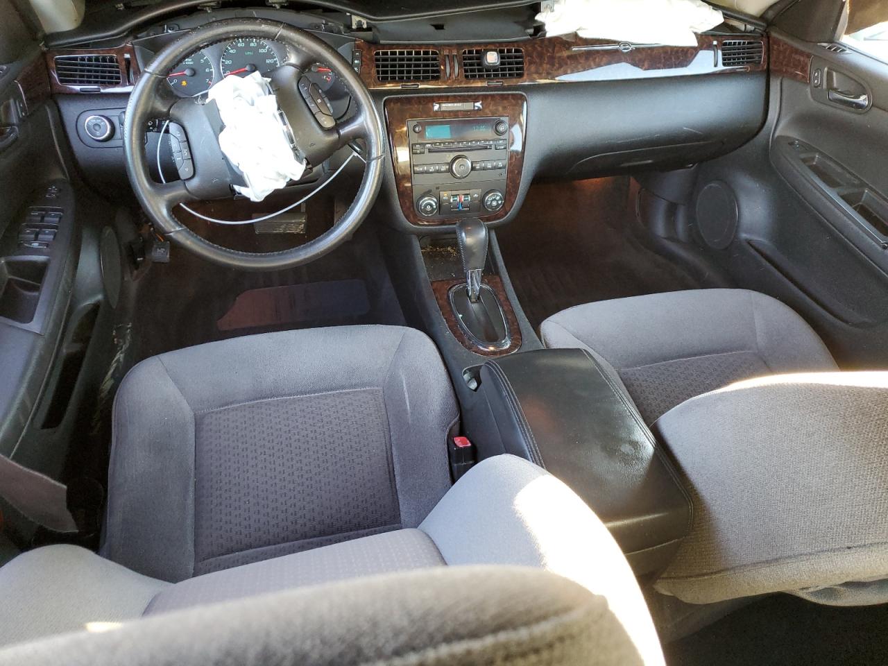 2013 Chevrolet Impala - Image 8