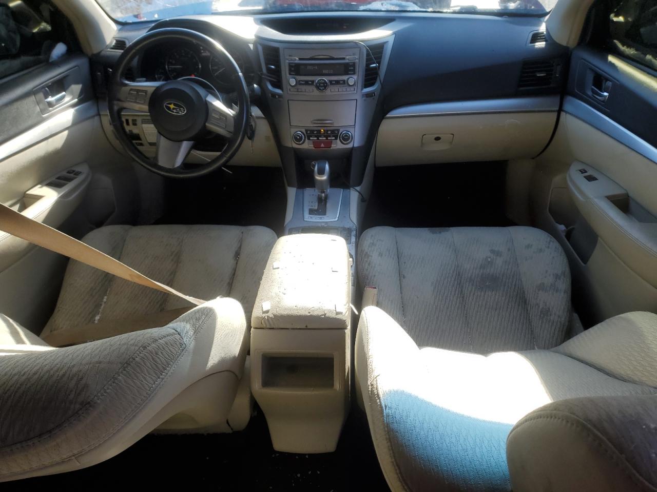 2011 Subaru Outback - Image 8