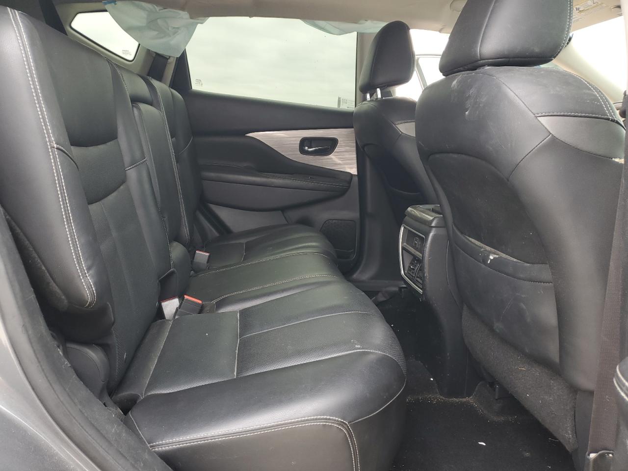 2017 Nissan Murano - Image 11