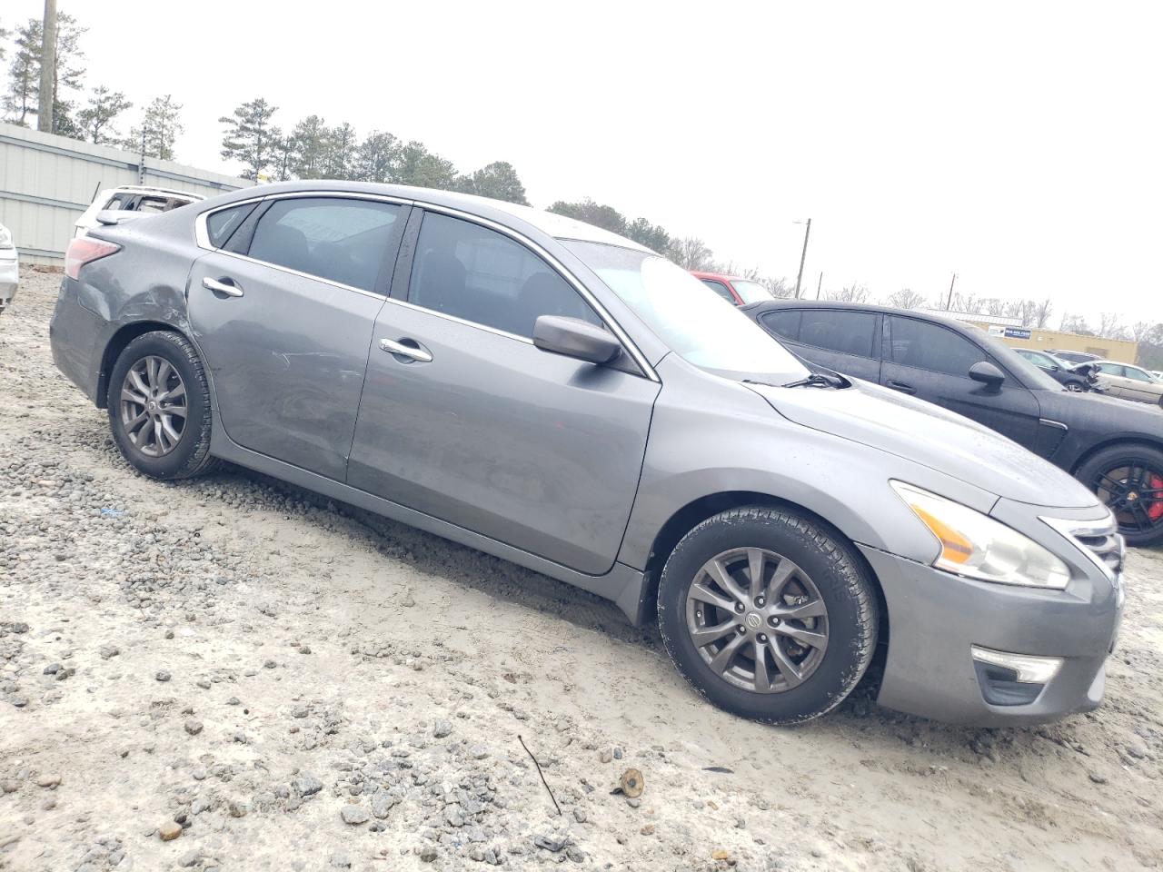 2015 Nissan Altima - Image 4