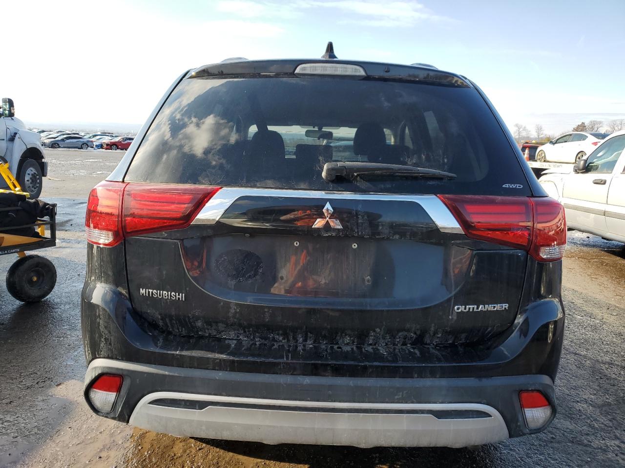 2019 Mitsubishi Outlander - Image 6
