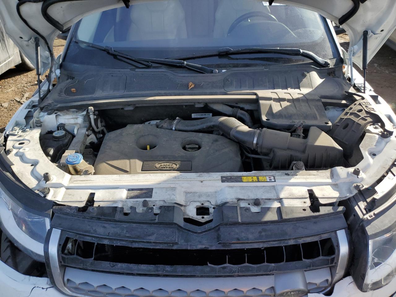 2016 Land Rover Range Rover - Image 12