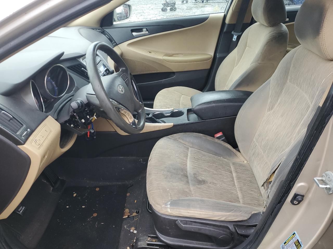 2011 Hyundai Sonata - Image 7